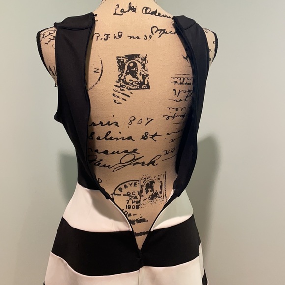 NWOT Trixxi dress size 3 - Picture 5 of 6